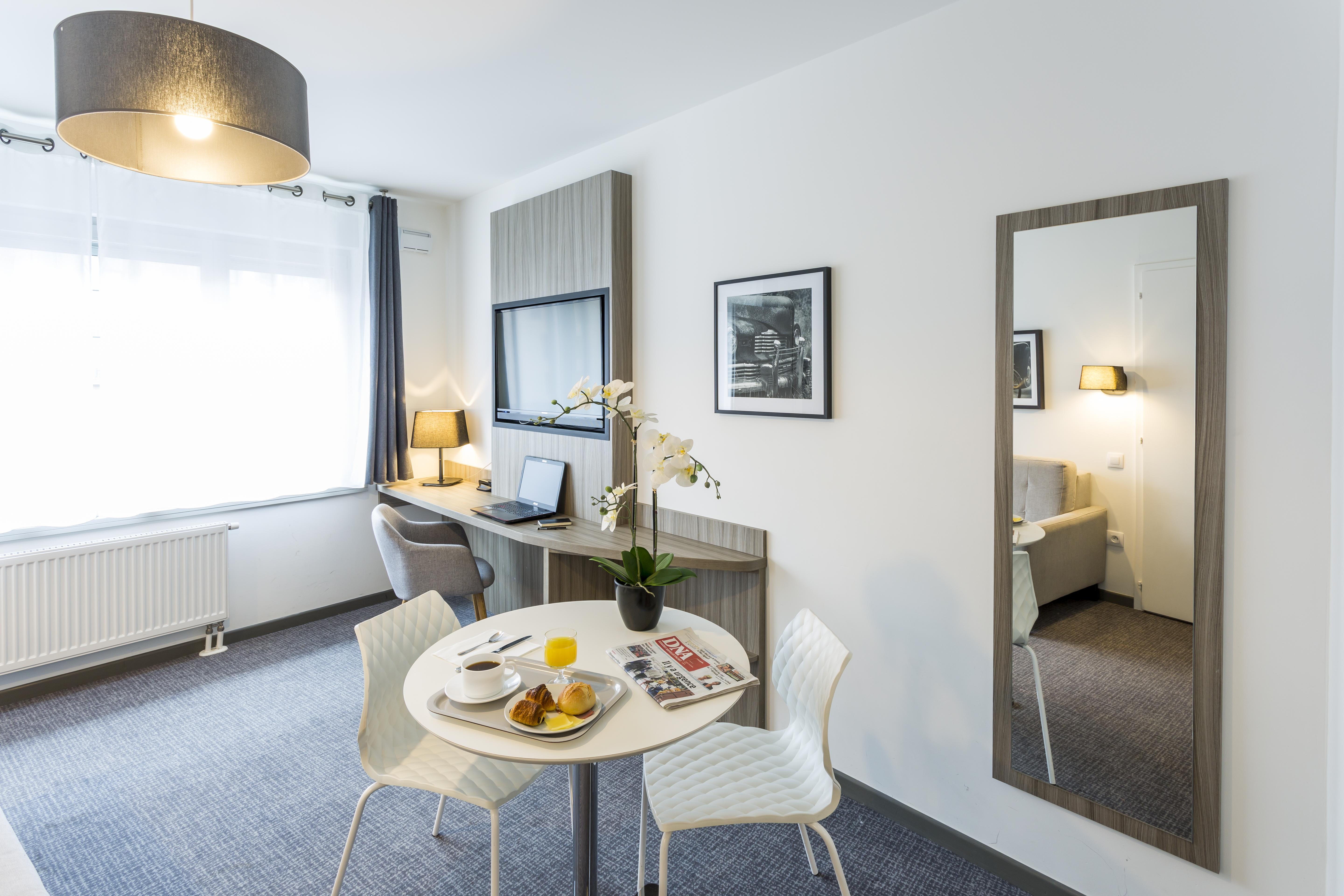 Néméa Appart-Hôtel Elypséo Estrasburgo Exterior foto